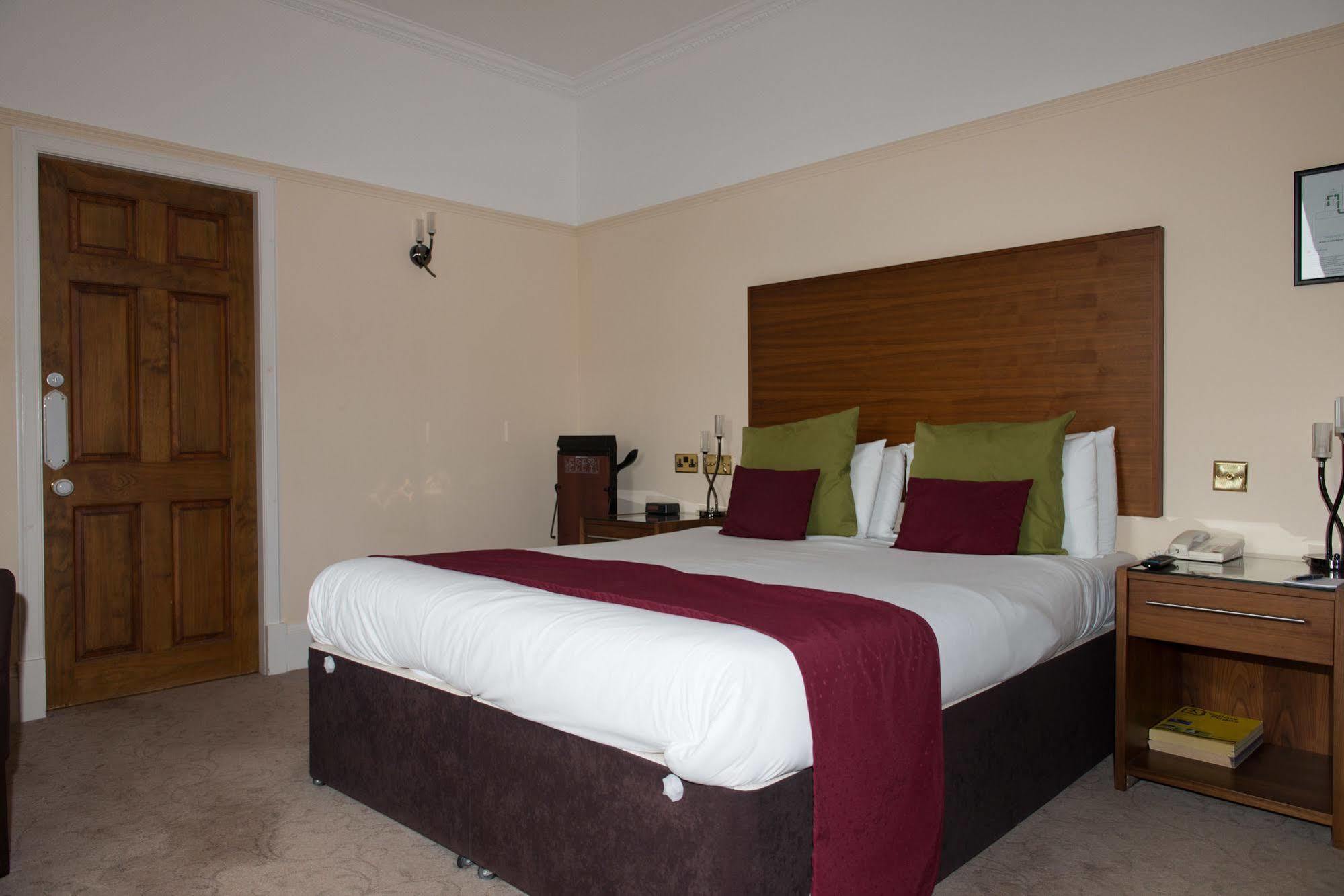 Park Hotel Montrose Esterno foto
